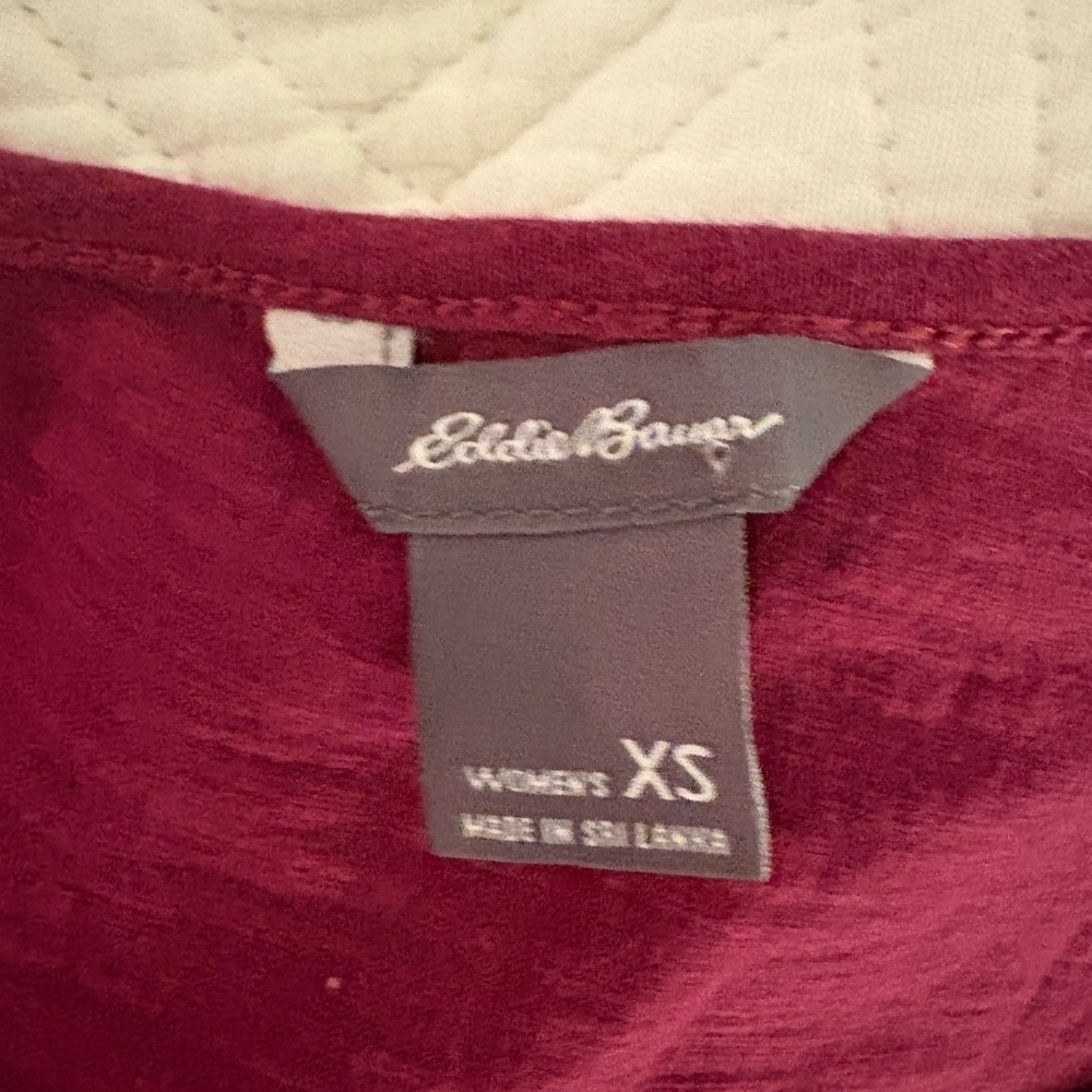 Eddie Bauer Embroidered Burgundy Tank Top XS - Picture 9 of 10